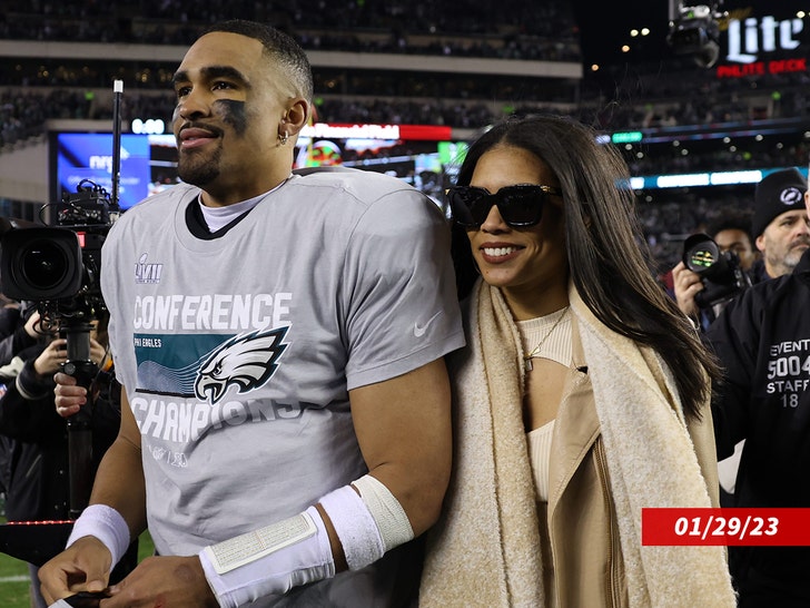 Jalen-Hurts-Bry-Burrows-getty-2