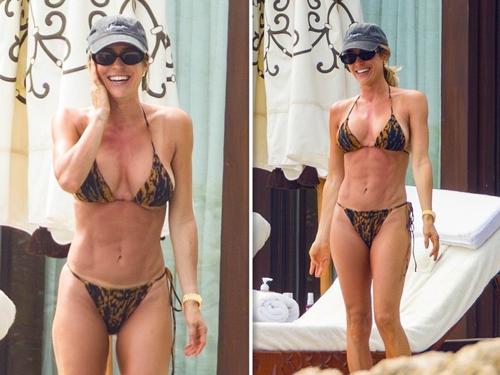 7f03f25d8298438091e4c18e94d1233e_md Kristin Cavallari in Cabo