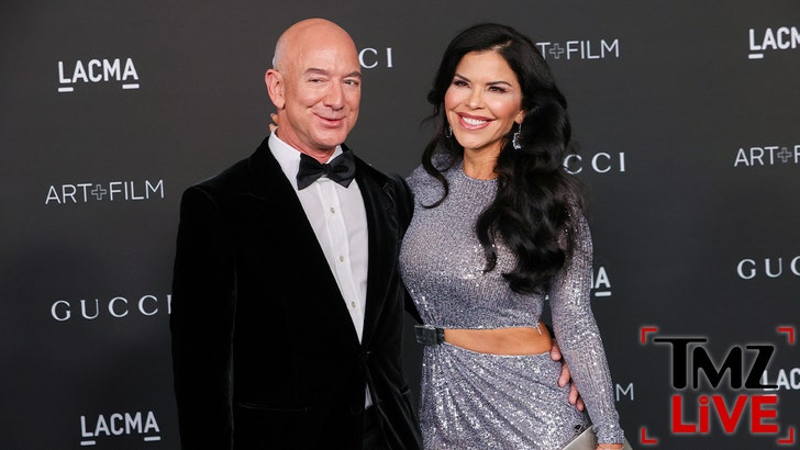 7f9eb1fb89114fafb458bdb8a4feec8f_md 062425_tmz_live_bezos_sanchez_kal
