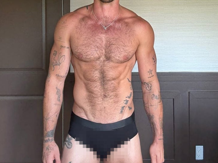 8809b0b6c91d4d3eb29b04b864945d68_md Studs In Their Skivvies -- Guess Who!