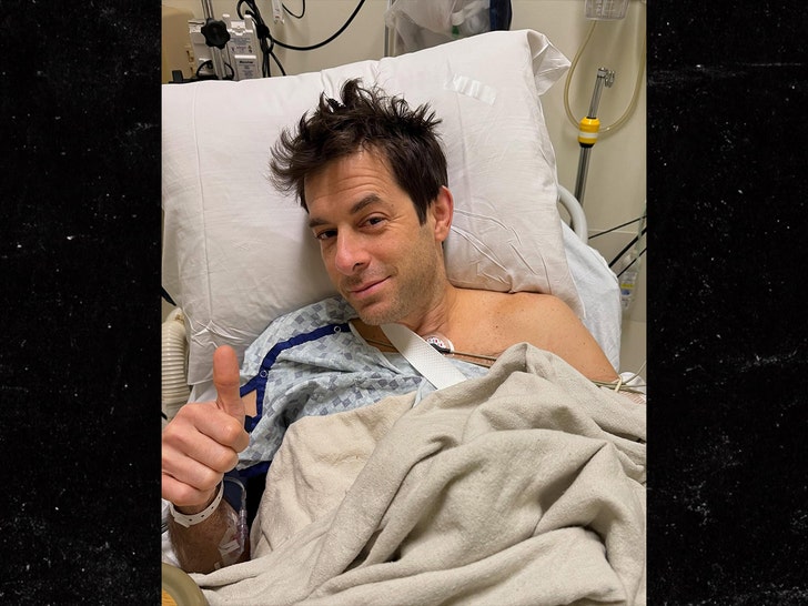 Mark-Ronson-hospitalized-ig-1
