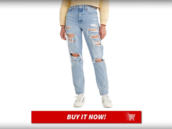 88bbe6523a674b73989a4c740adc4199_md Levis-High-Waisted-Mom-Jeans-Distressed-Denim-MAIN