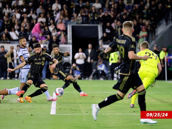 8ba92a1aa11b4779aacd151b9ef1dcaa_md Olivier Giroud