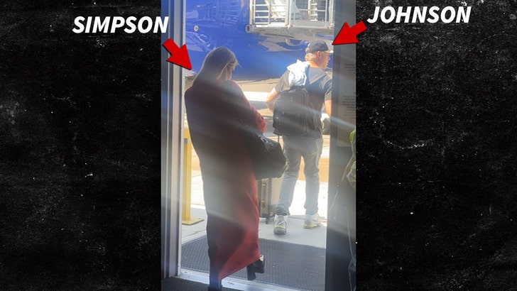 8c8fc9c7ee584ed5bb1134a97bd60f5d_md jessica-simpson-eric-johnson-kal--v2-08-29-2025