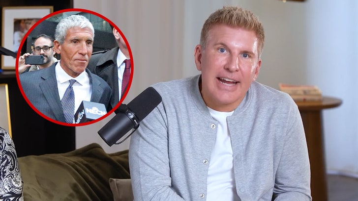 8cefa5e92c024b6192c8db01e03bae21_md 070125_todd_chrisley_kal
