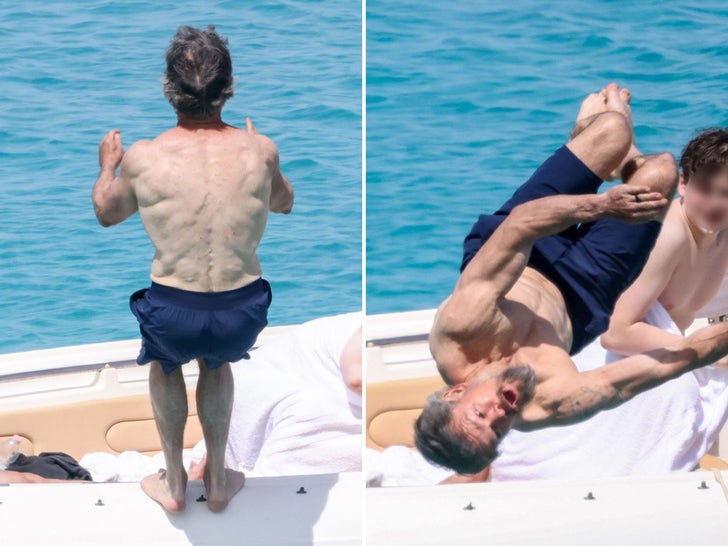 0415-Matt-Damon-Shirtless-On-A-Boat-In-Italy-With-His-Family-primary-2