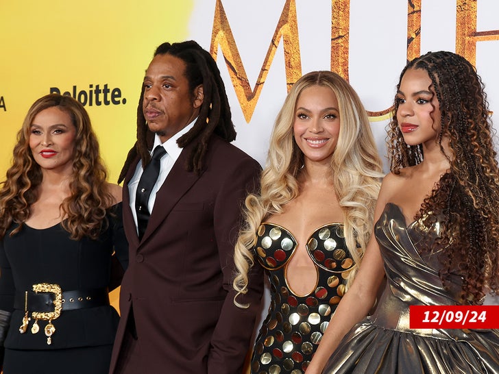 900597f5533a4de69d5e2033c7a812e9_md 1209 Tina Knowles, Jay-Z, Beyoncé and Blue Ivy Carter attend the Los Angeles premiere of Disney's