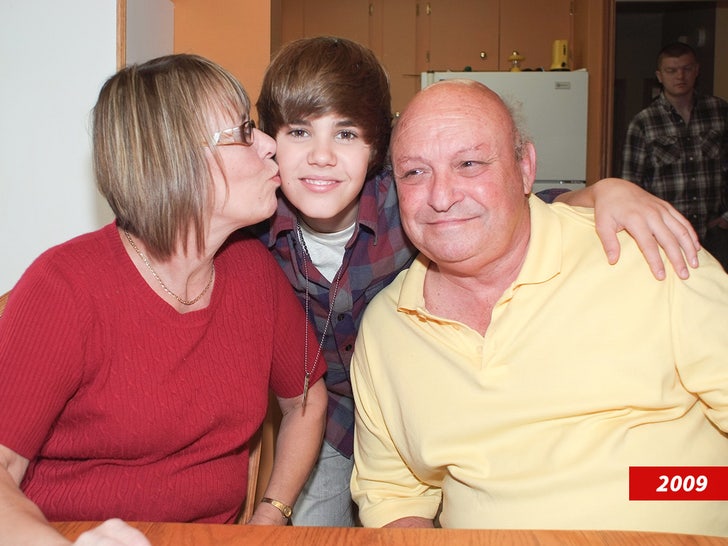justin bieber bruce dale diane dale sub getty swipe