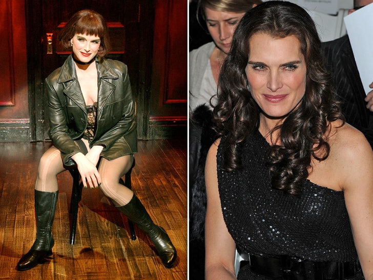 931a2a7d1b8e4b1a9054ea3c3f3a28c8_md Brooke Shields Hot Shots