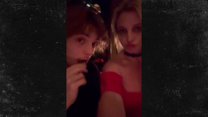 93f9787566c64cab9a92a6b36b8da22a_md 122624_britney_spears-kal