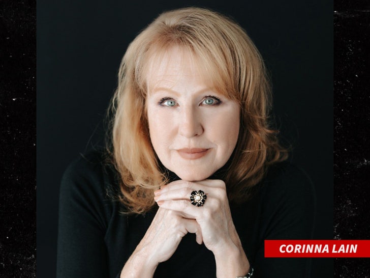 Corinna Lain linkedin portait sub swipe