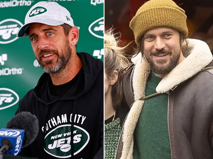 99b2492887094109ac0bd104f6715f5f_md aaron rodgers lucas bravo