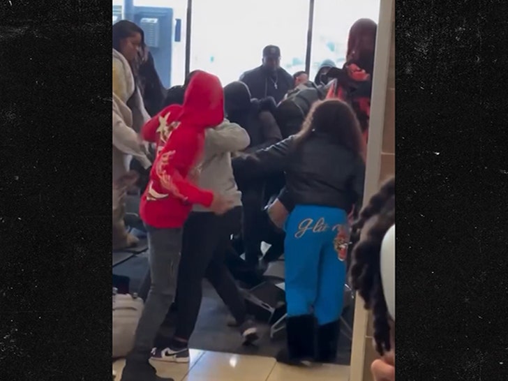 99c93ef9fe0e4e3fa7c649385ea2e5ed_md 022125-atl-airport-brawl-primary