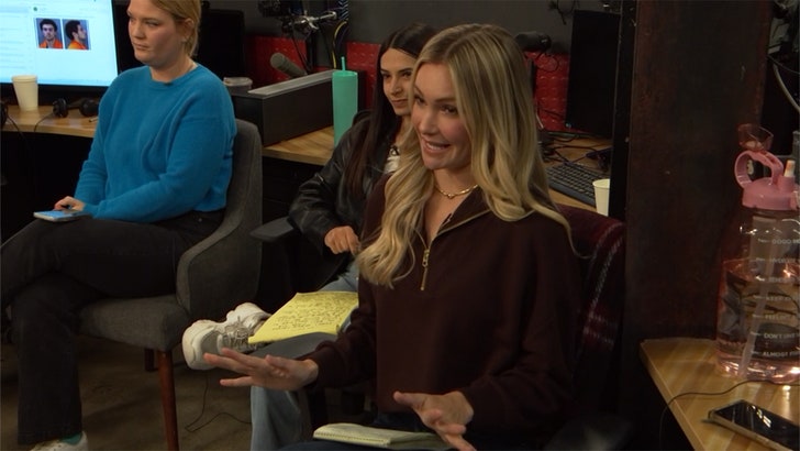 9a95e258fc5d44f28959c1ddf6c62bd2_md mgk_megan_fox_breakup_tv