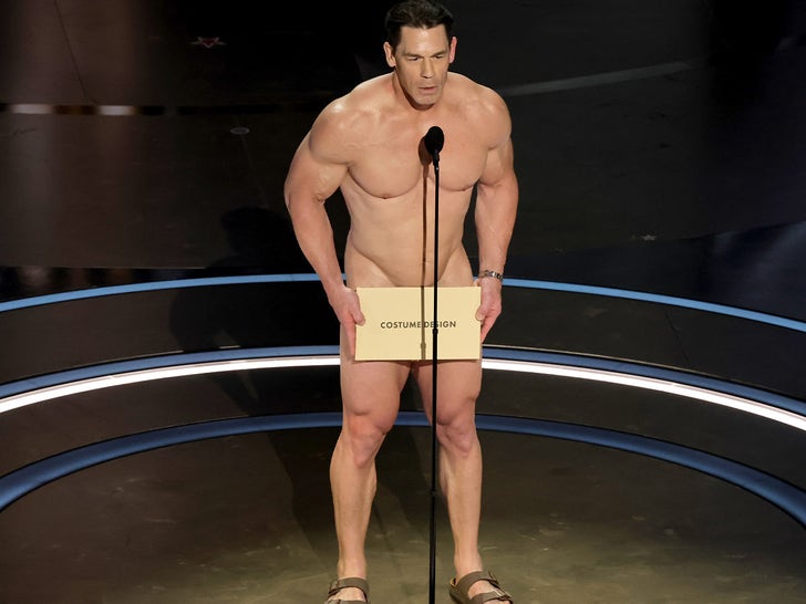 9bc1efb9a6e14cb1803402f85523a18d_md 0226-Oscars-Most-Memorable-Moments-Sub1