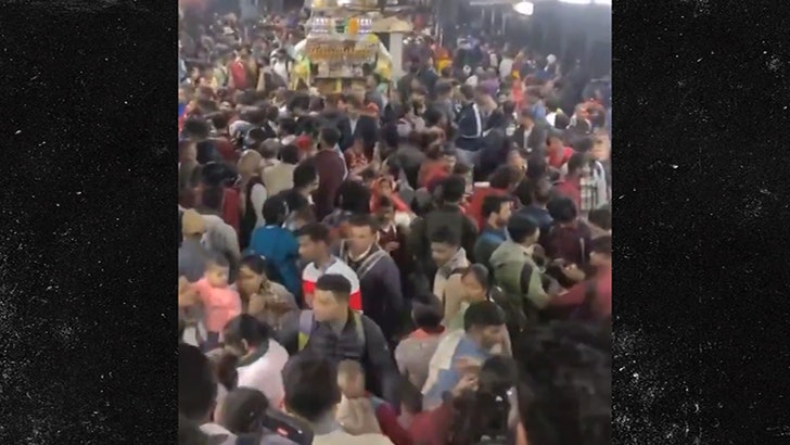 9c9514839975414ebb3eabd30d601564_md 021625_train_station_stampede-kal