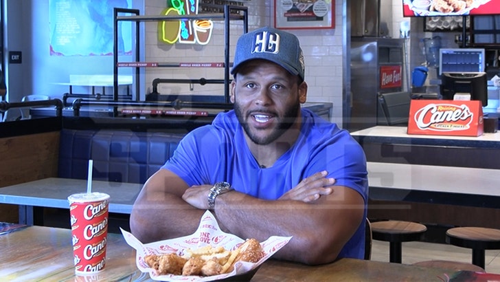 9ebce09f7fbe4f98b85263f22e195799_md aaron-donald-raising-canes-acting-defensive-players-kal-06-03-2025