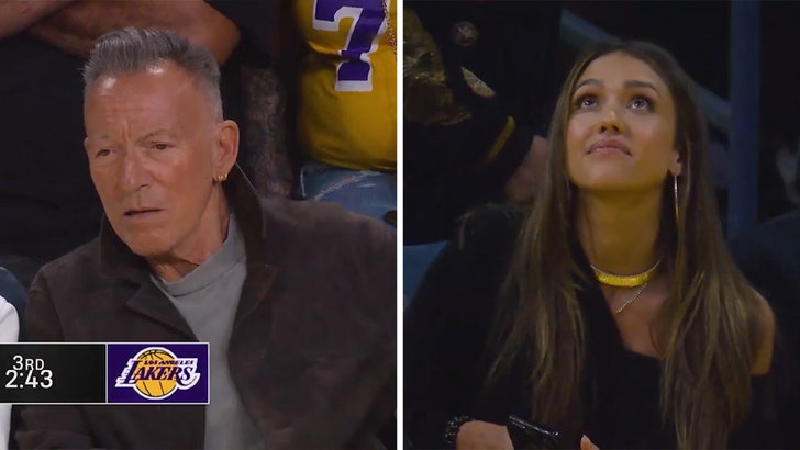 a1862c21fa024b02a957ed24b1b68e6e_md 041225_laker_game-kal