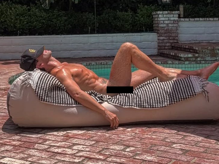 NSFW Celebrity Selfies -- Guess Who!