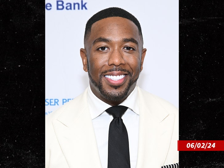 a5e8c2015bb746bf86cc9bcb57c4f6d2_md chauncy glover