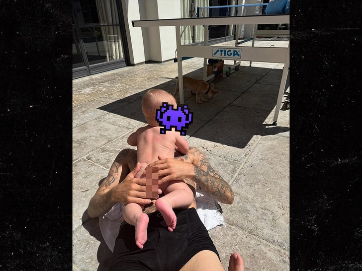 a631550870254cac86a0fc8311ce6858_md justin bieber jack blues
