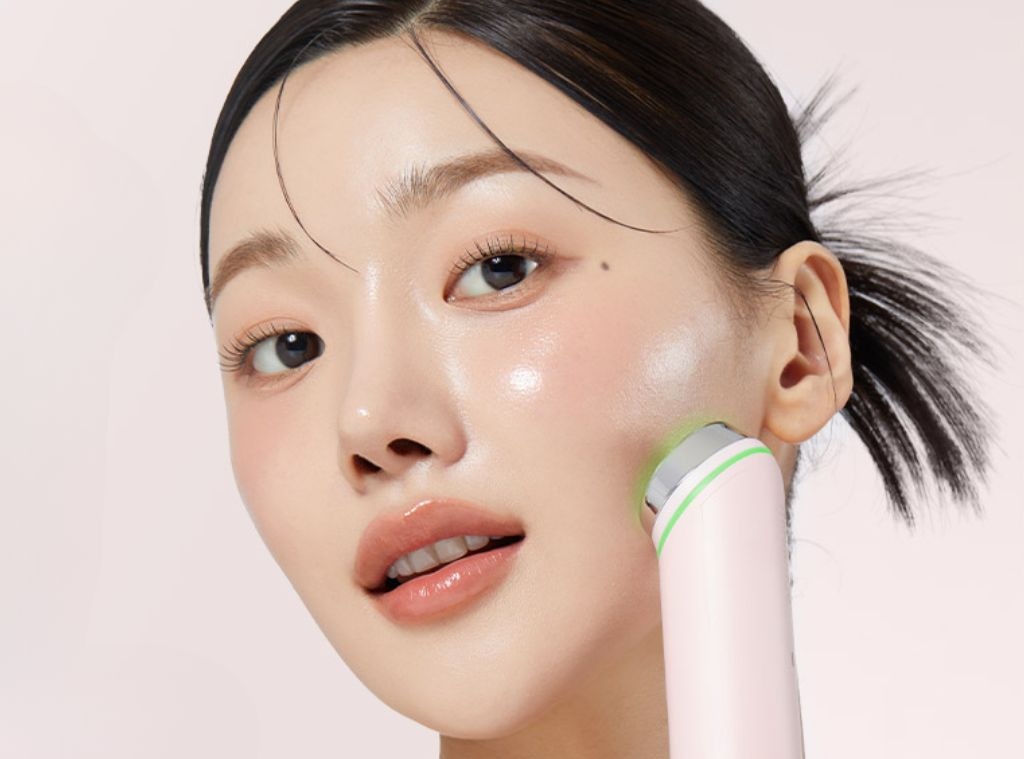 beautygadgets hero image.jpg