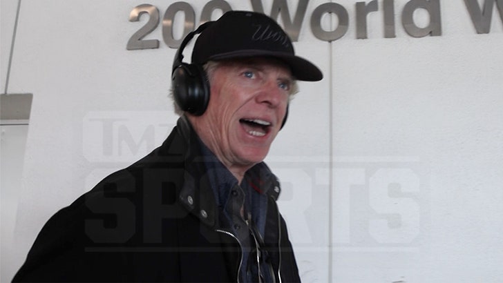 040725_christopher_mcdonald_kal