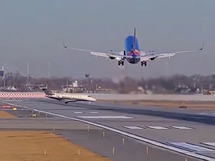 ac57b621ca284ec79cd0d4621a03e2b1_md 022525-southwest-flight-primary-2