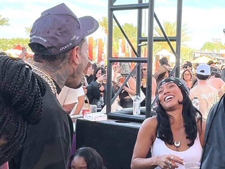 af24dfa32ea24dfb95fe71fa57fb0a12_md Chris Brown and Karrueche Tran Reunite at Coachella