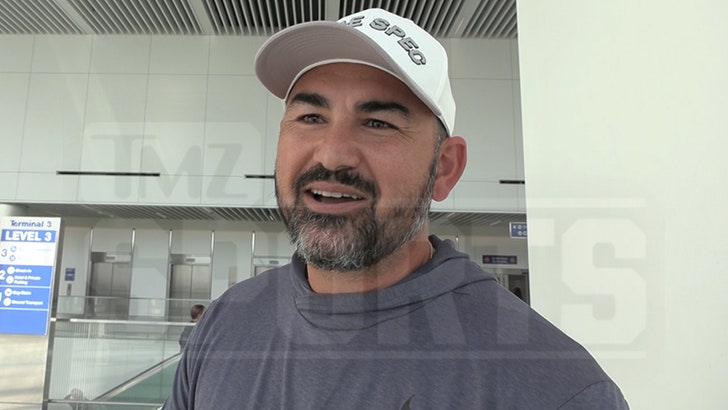 b0147d2e01d143a0911b227c53681055_md-1 021925_adrian_gonzalez_kal