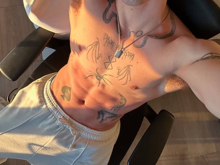 b162566283264394a507293906f4e2b5_md Celebrity Ink -- Guess the Tattoo!