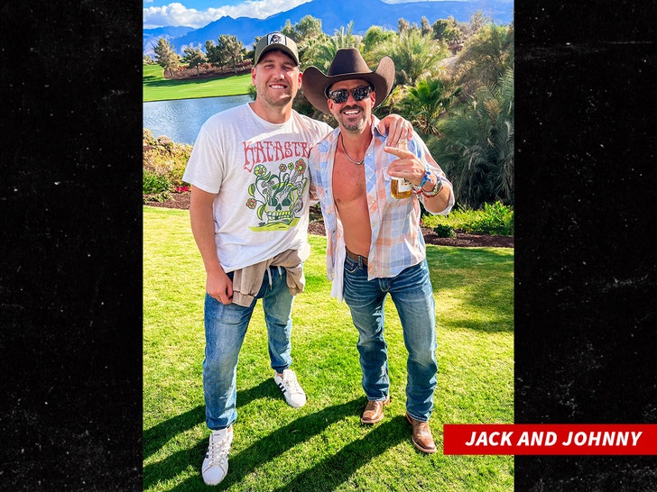 Jack Elway and Johnny Bananas at stagecoach insta 1