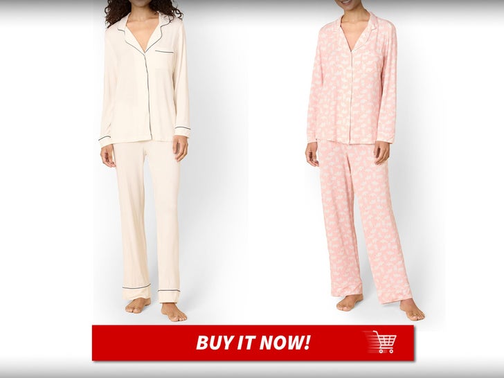 b63376b94a554667a728fa7150c2fda4_md Women's-PJ-Set-MAIN