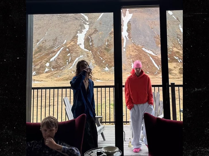 justin bieber smoking bong with friends insta 1