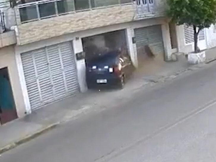 b839165192d94c61bc9e70798b9d23c4_md 013125-speeding-car-crash