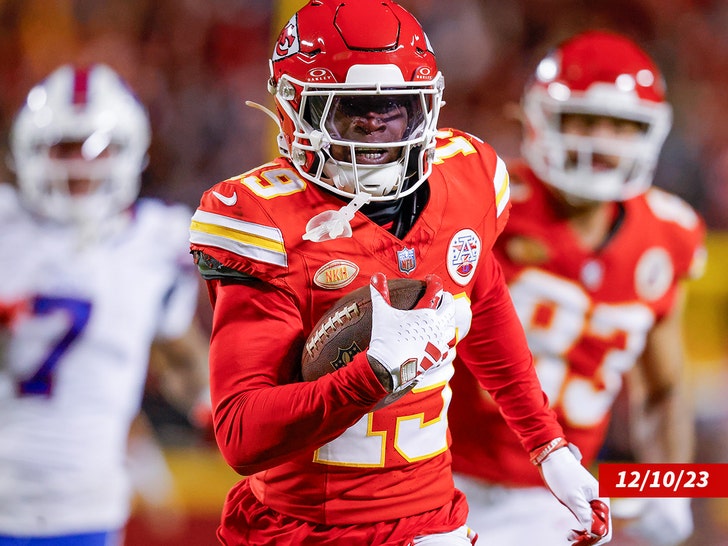 b8edb481b32d46fe895ae31dc1b48ee1_md kadarius toney chiefs