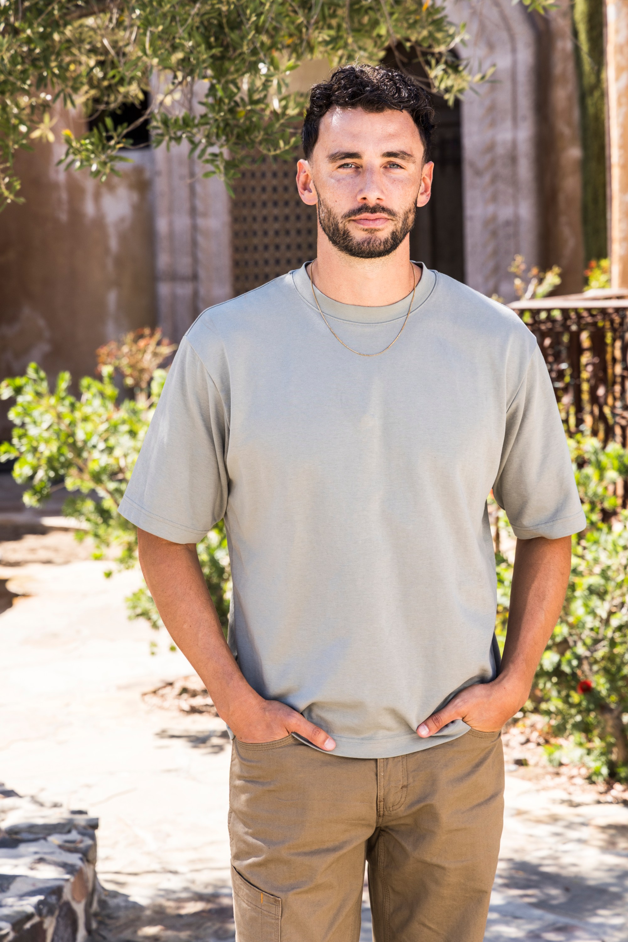 bachelor-mansion-takeover_brendan-morais_credit-hgtv
