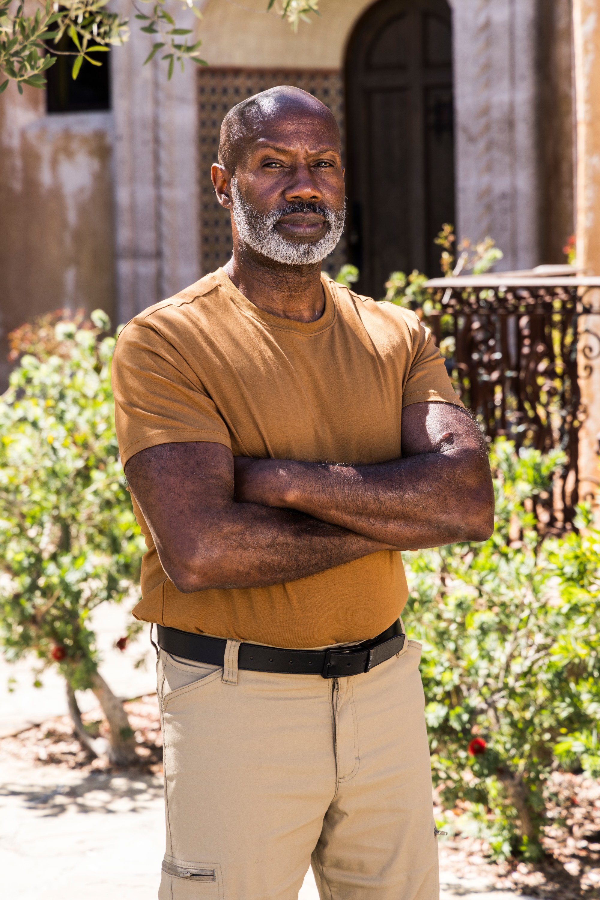 bachelor-mansion-takeover_christopher-stallworth_credit-hgtv