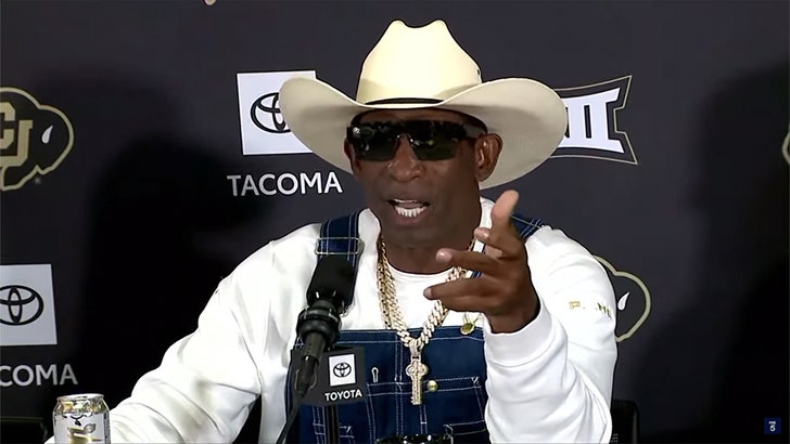 bb8c4b71e943478db41efe1ffabcf652_md deion-sanders-kal-07-28-2025