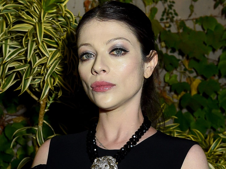 bcf64ba152494ae48151521084d772cc_md michelle trachtenberg getty 1