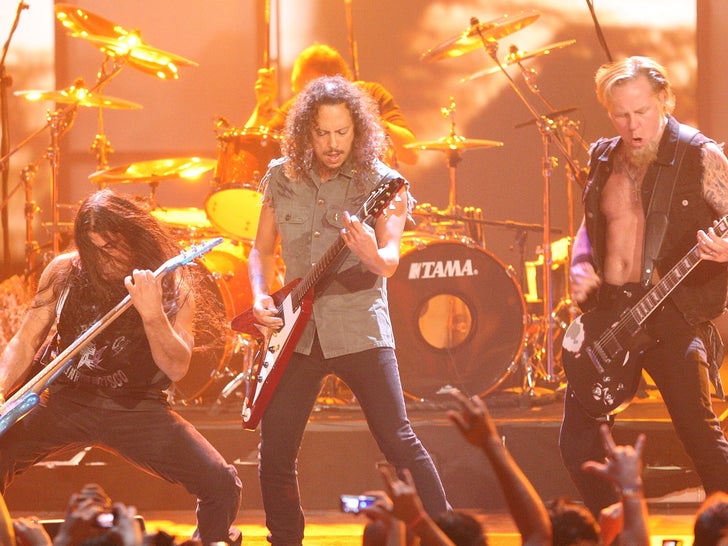 bd44b91ba69c4f8b8f47ba15f72e64f0_md Metallica's Rockin' Performance Photos