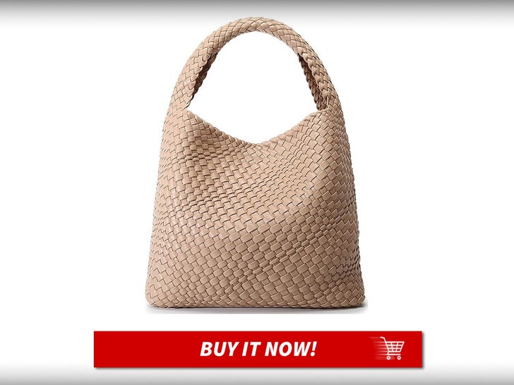 beccaa73fe6d44b49f22b83baa0c09cb_md Queenoris-Woven-Hobo-Tote-Bag-MAIN