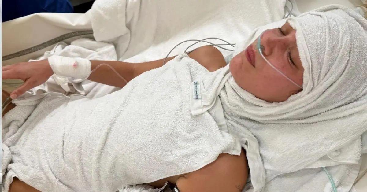 bella-hadid-victorias-secret-fashion-show-after-hospitalization-1760642678104 Photo of Bella Hadid