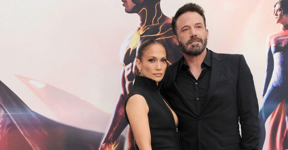 ben-affleck-jennifer-lopez-back-together-relationship-status-questioned-3-1760364275489 Photo of Jennifer Lopez and Ben Affleck