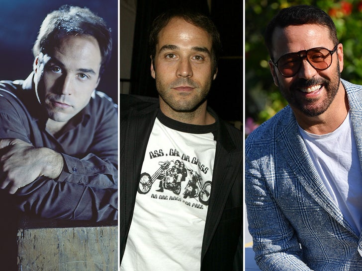 bf883d0d5f18437e9ae324a227d08d86_md Jeremy Piven Through The Years