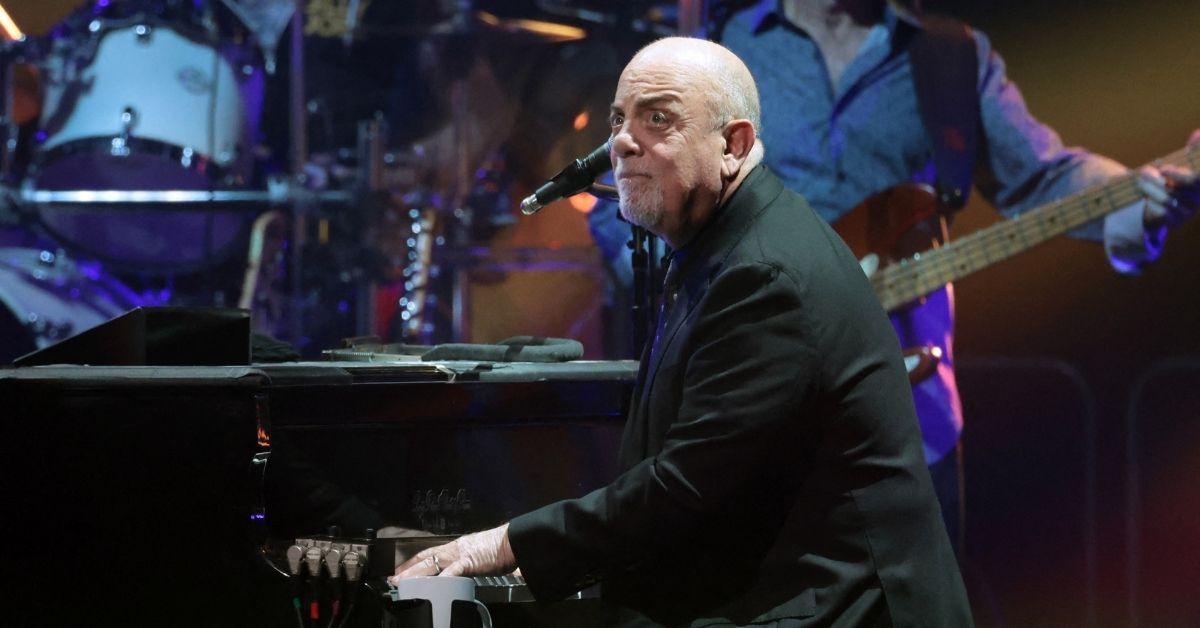 billy-joel-brain-disorder-drinking-binges-uptown-girl-singer-3-1754299893442-1 Photo of Billy Joel
