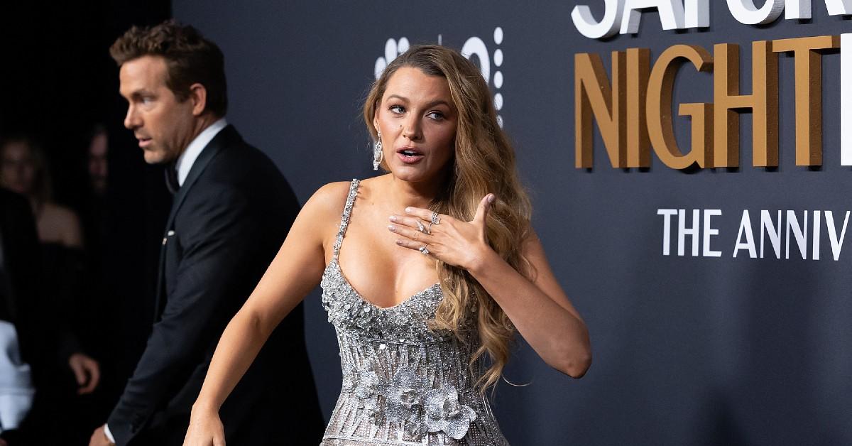blake-lively-ryan-reynolds-snl-50th-2-1739907669938 blake lively ryan reynolds snl th