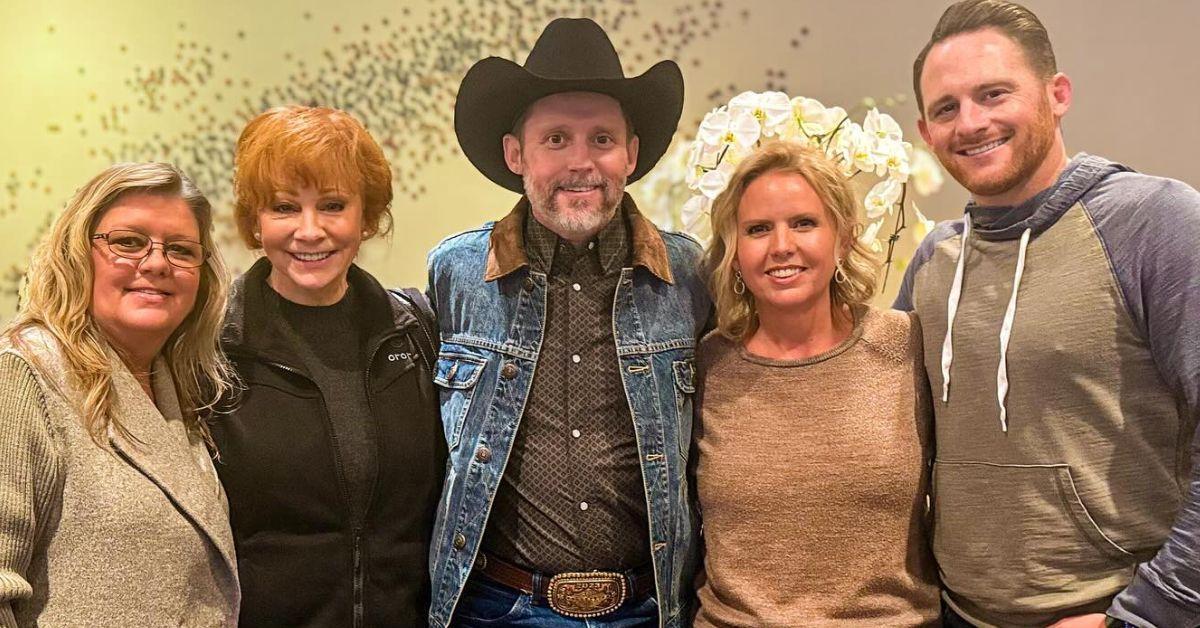 brandon-blackstock-family-photo-before-death-1754592229386 Photo of Reba McEntire, Brandon Blackstock and Shelby Blackstock.