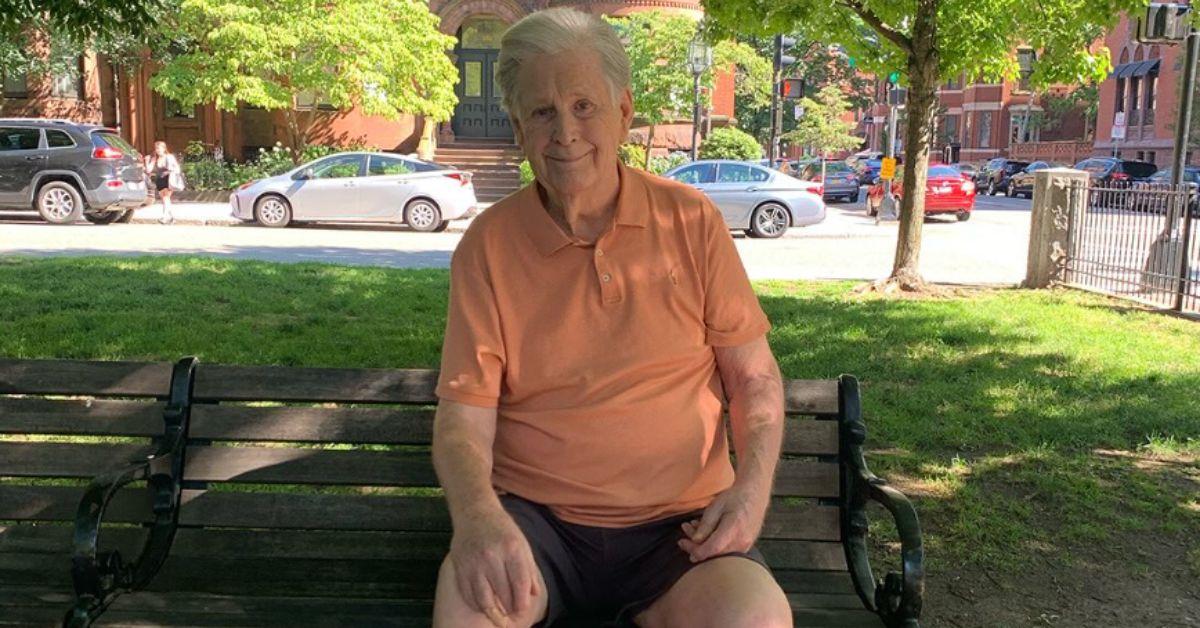 brian-wilson-last-photo-1749667118070 brian wilson last photo