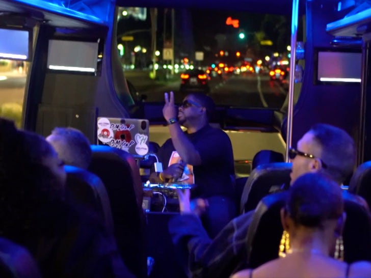 c41cf0986eb548cfa2998a49b2d3653b_md New 'TMZ After Dark' Tour Is Best Party In Hollywood